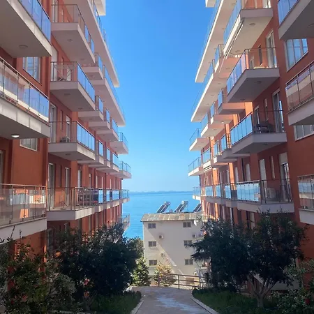 Bluewaveapartments 1