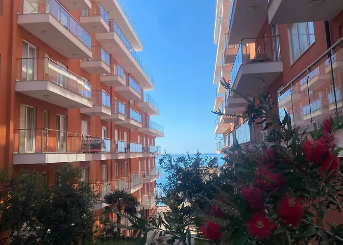 Bluewaveapartments 1